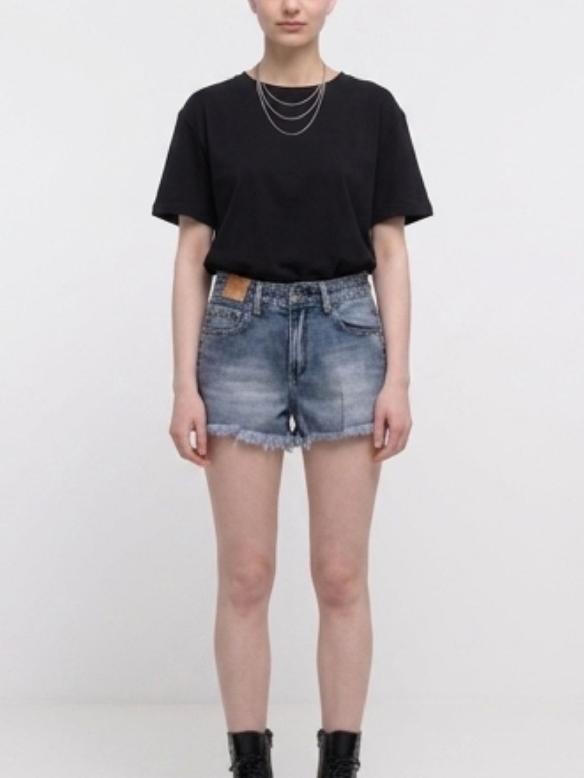 Jeans shorts borchie