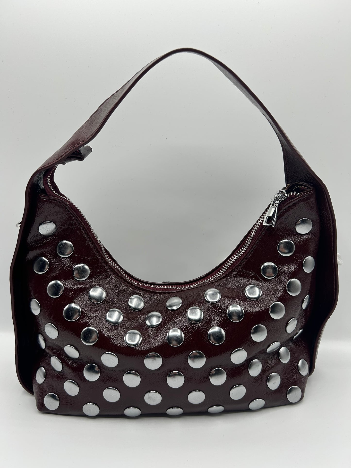Borsa con borchie