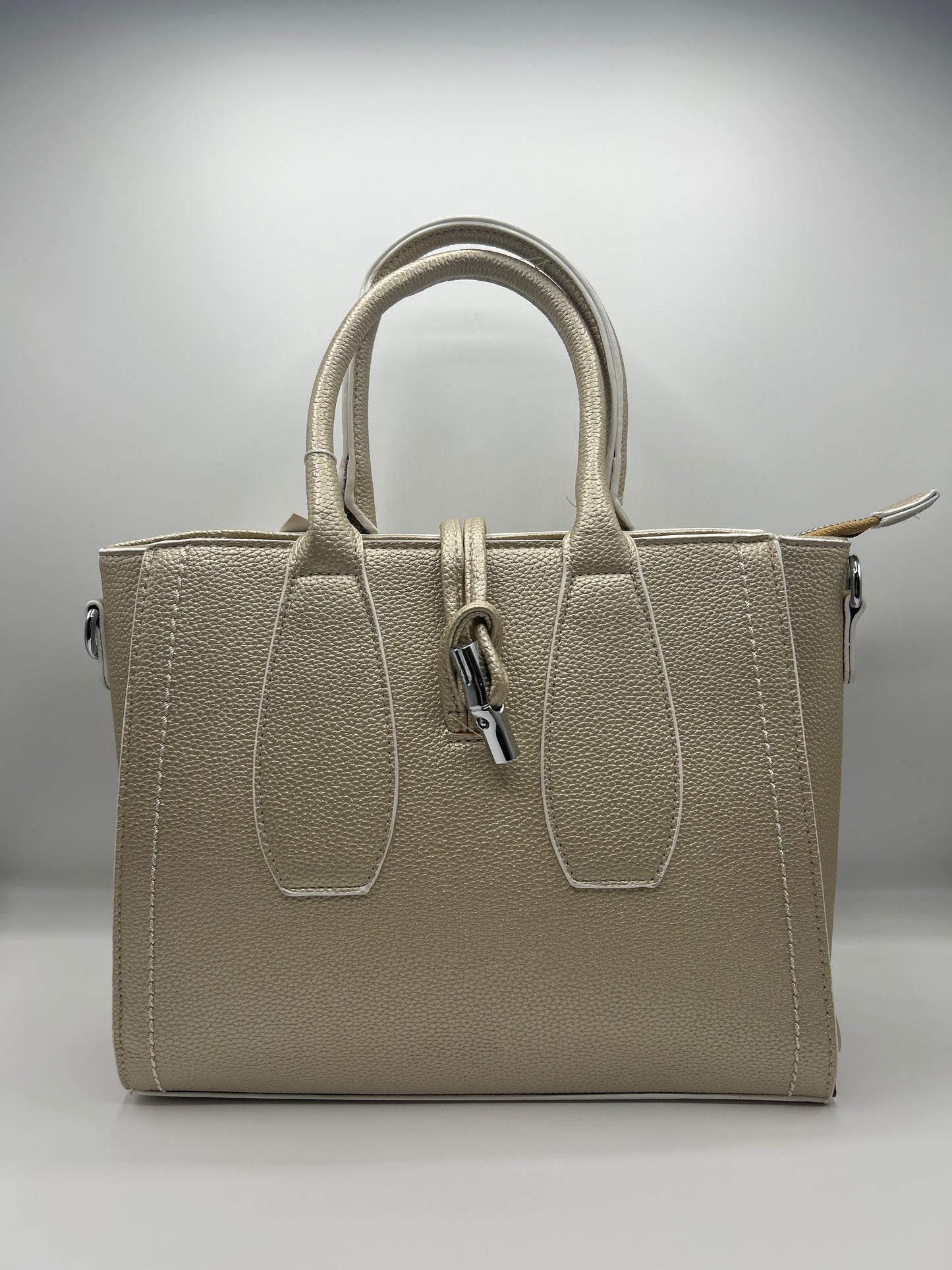 Borsa Mirta
