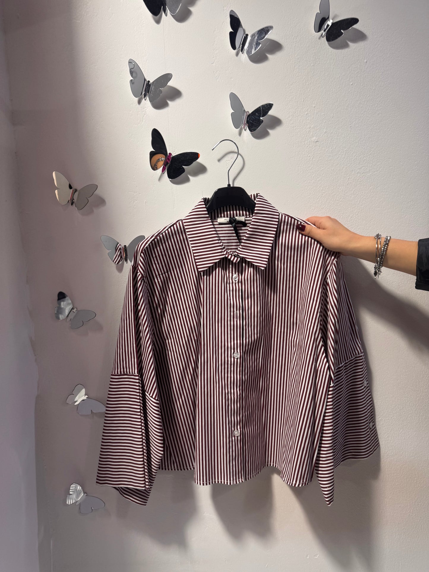 Camicia corta bottoni manica