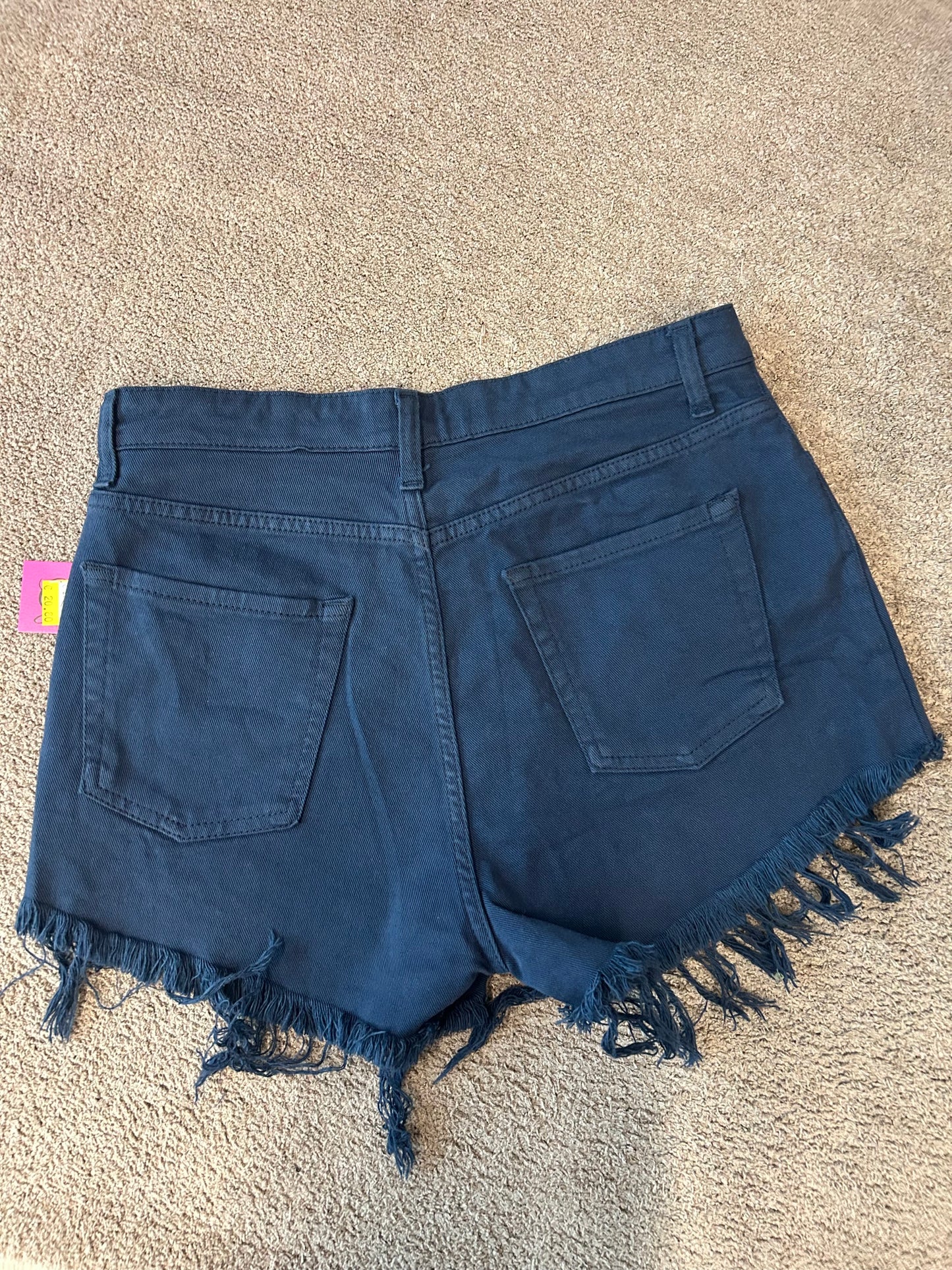 Short sfrangiato