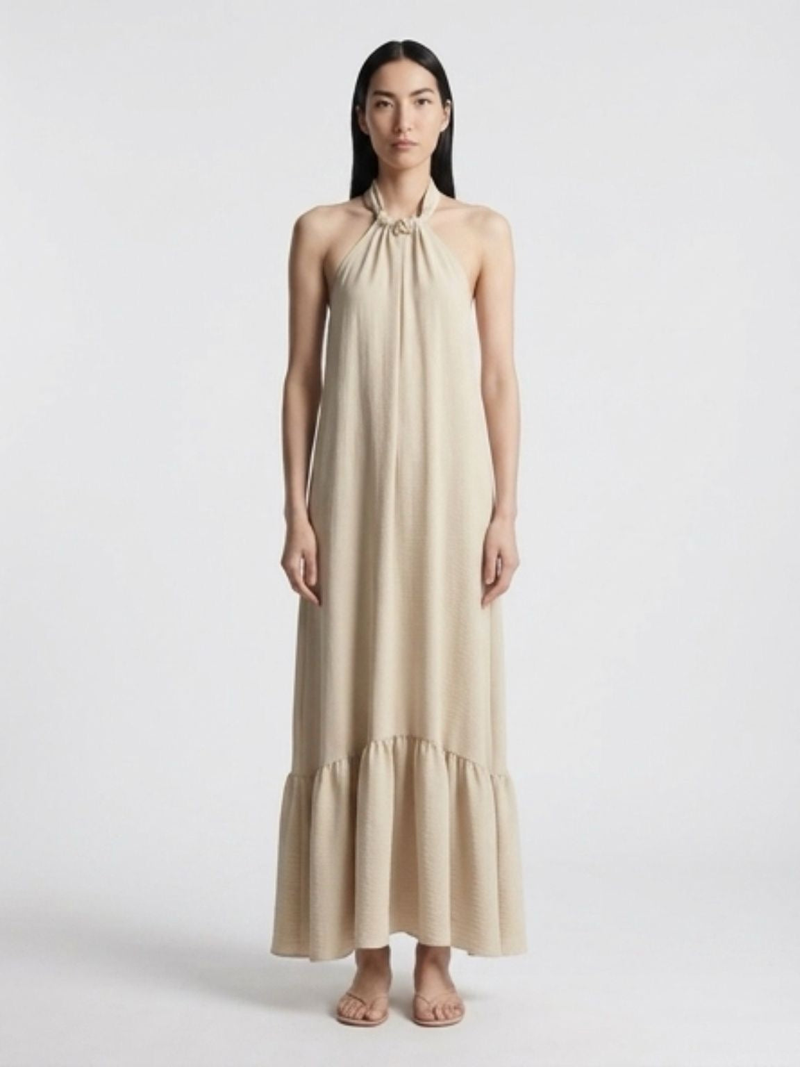 Vestito con laccio sul collo