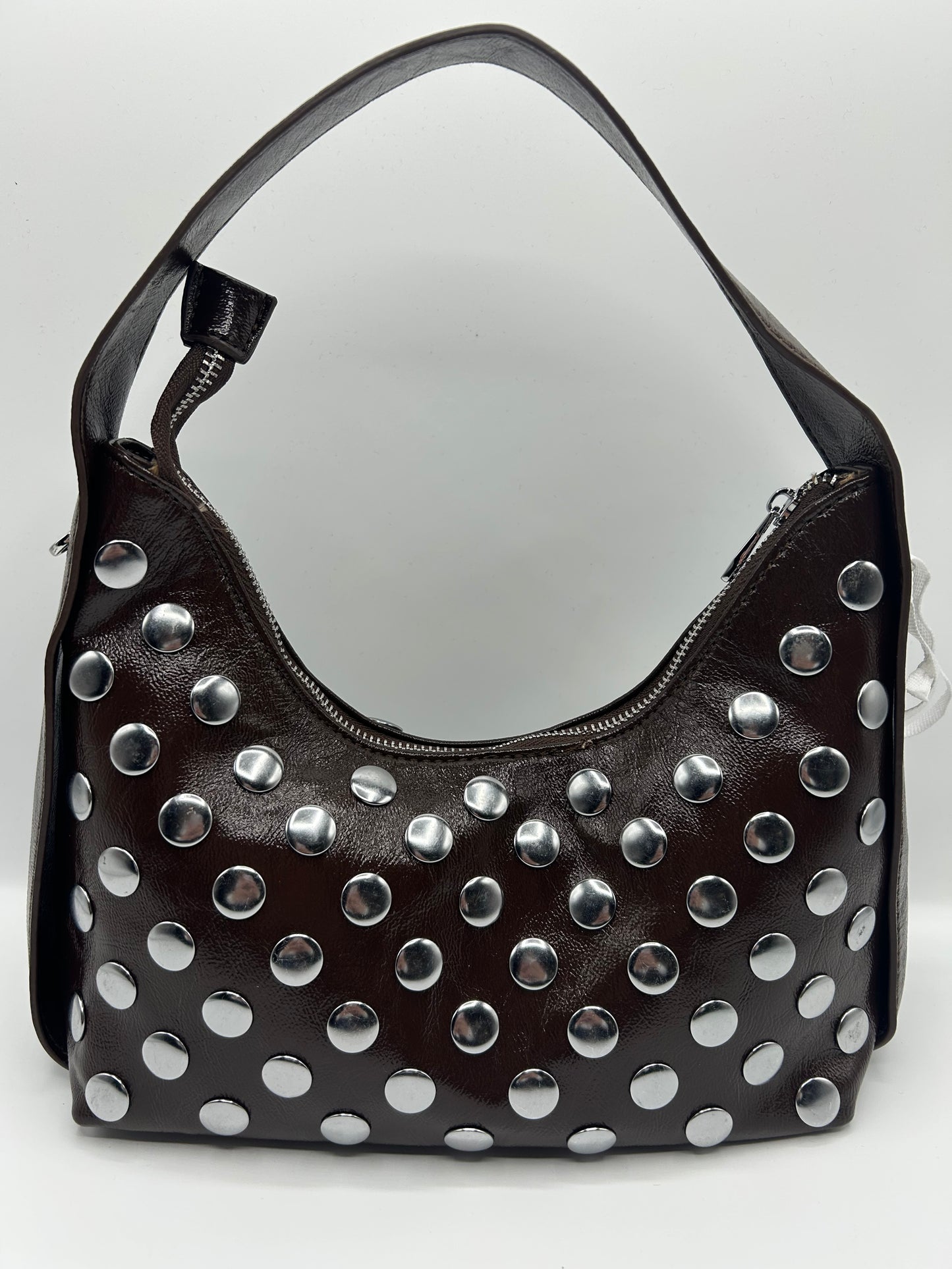 Borsa con borchie