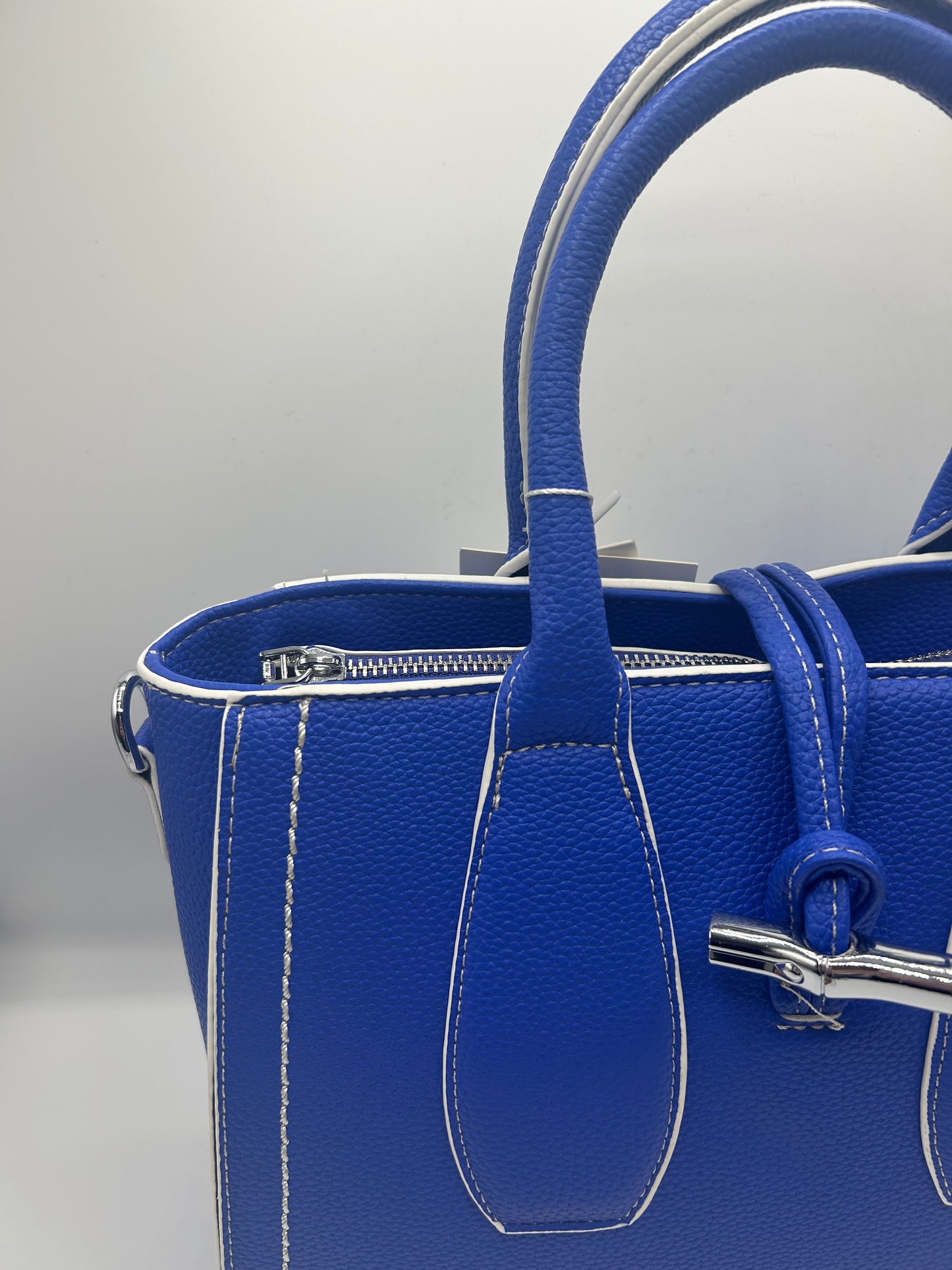 Borsa Mirta