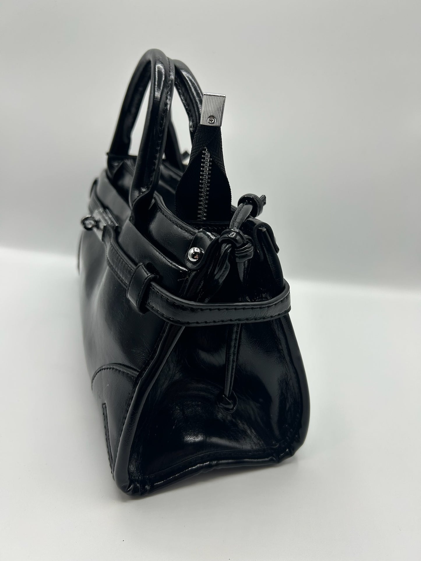 Borsa laccata rettangolare