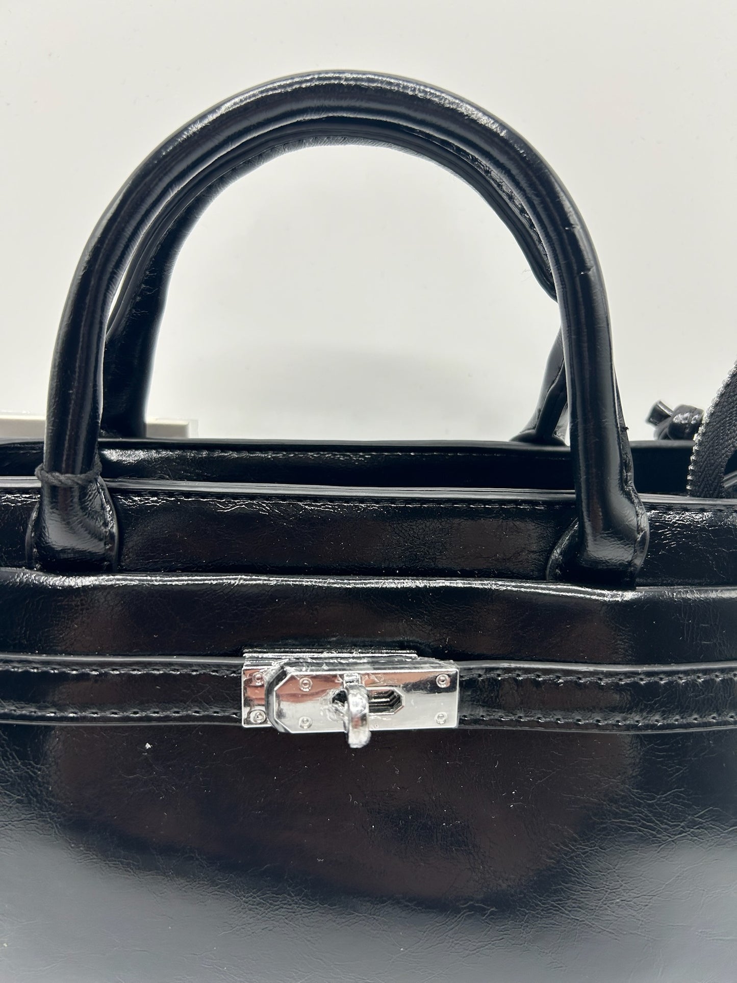 Borsa laccata rettangolare
