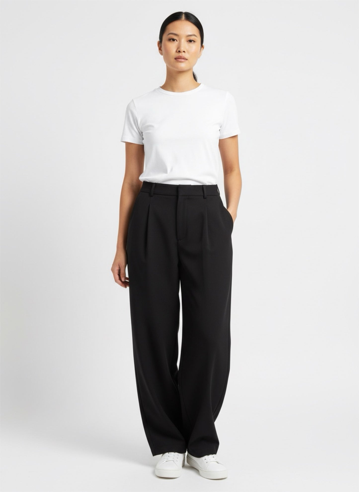 Pantaloni N 6