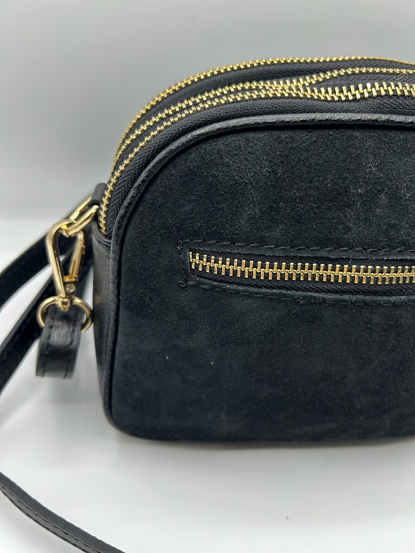 Borsa tracolla scamosciata