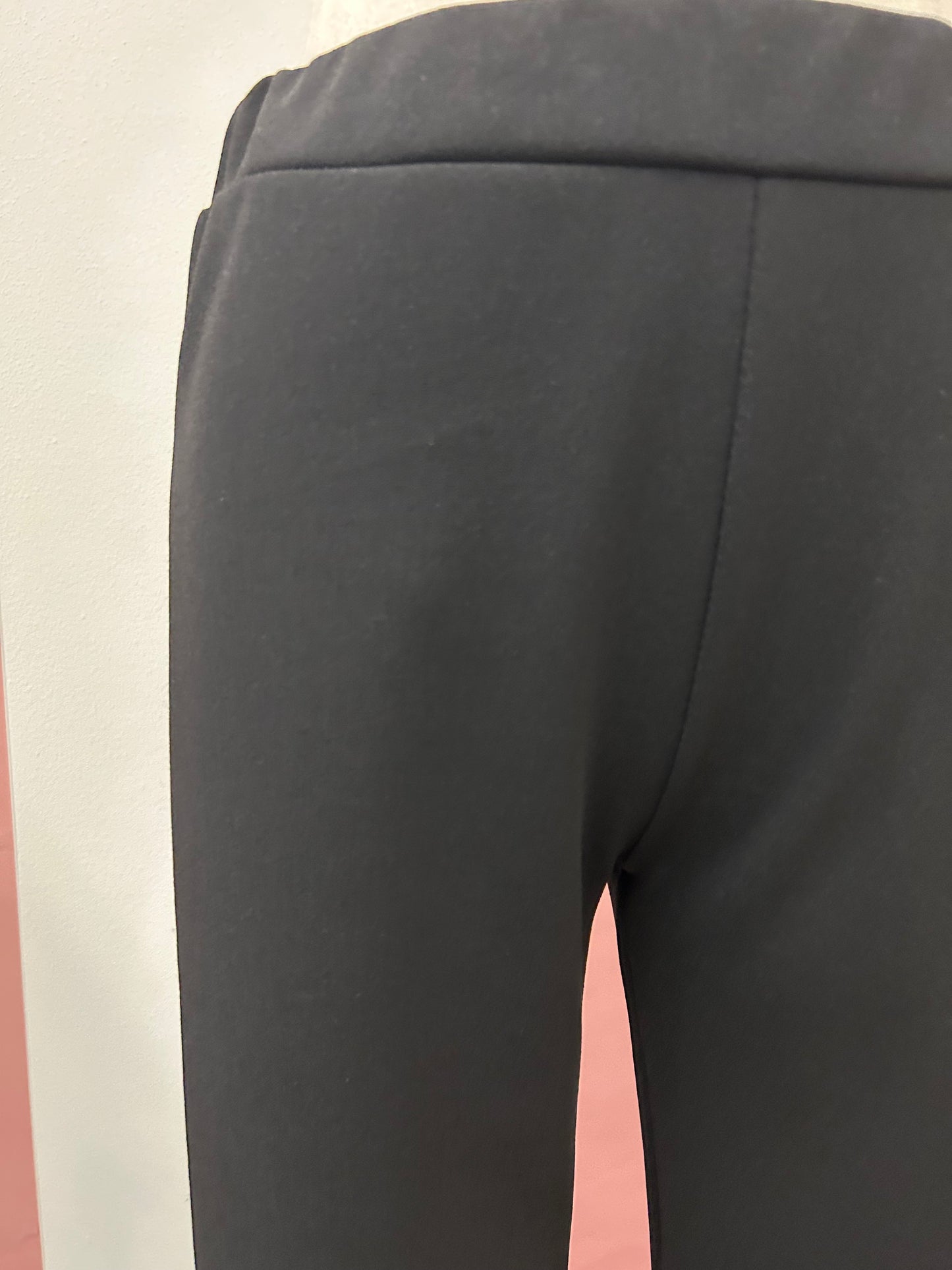 Pantaloni N 11