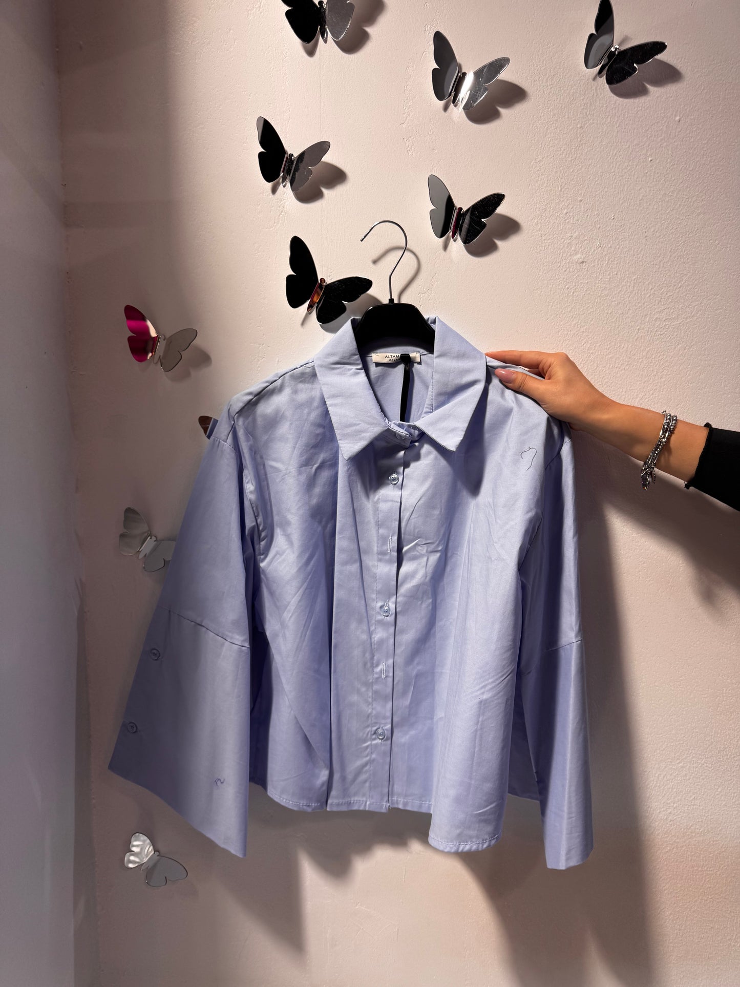 Camicia corta bottoni manica