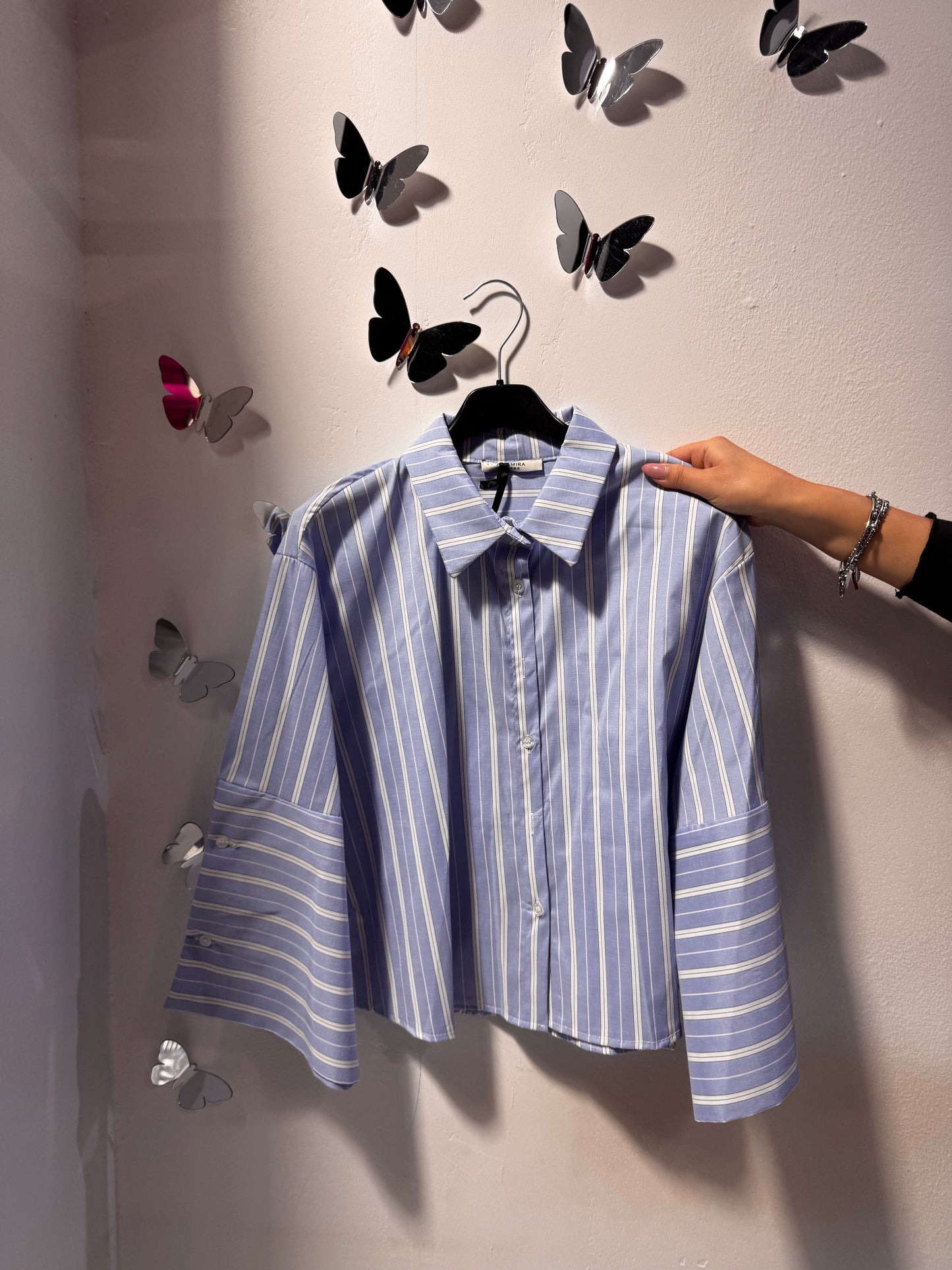 Camicia corta bottoni manica