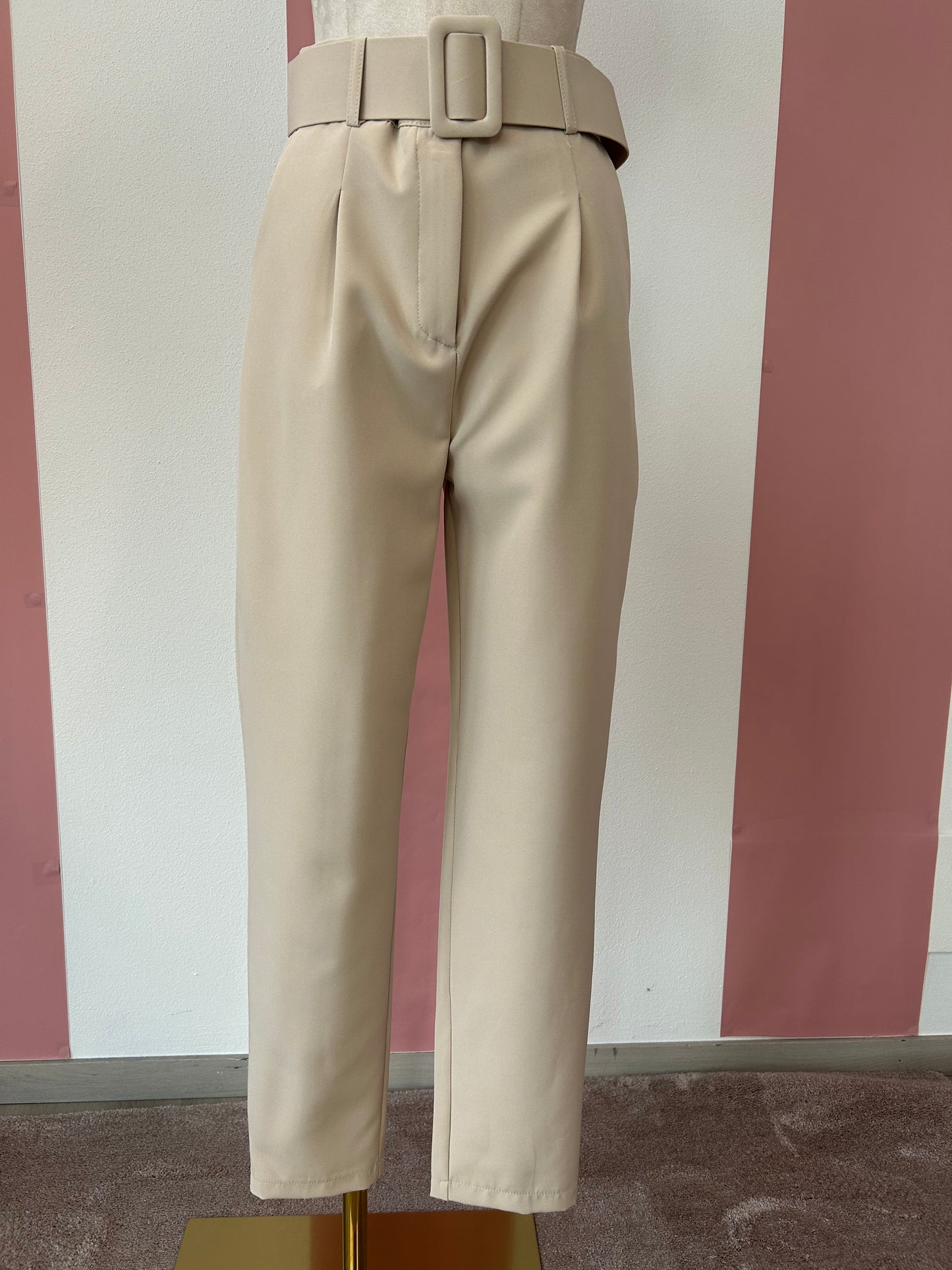 Pantaloni N 21