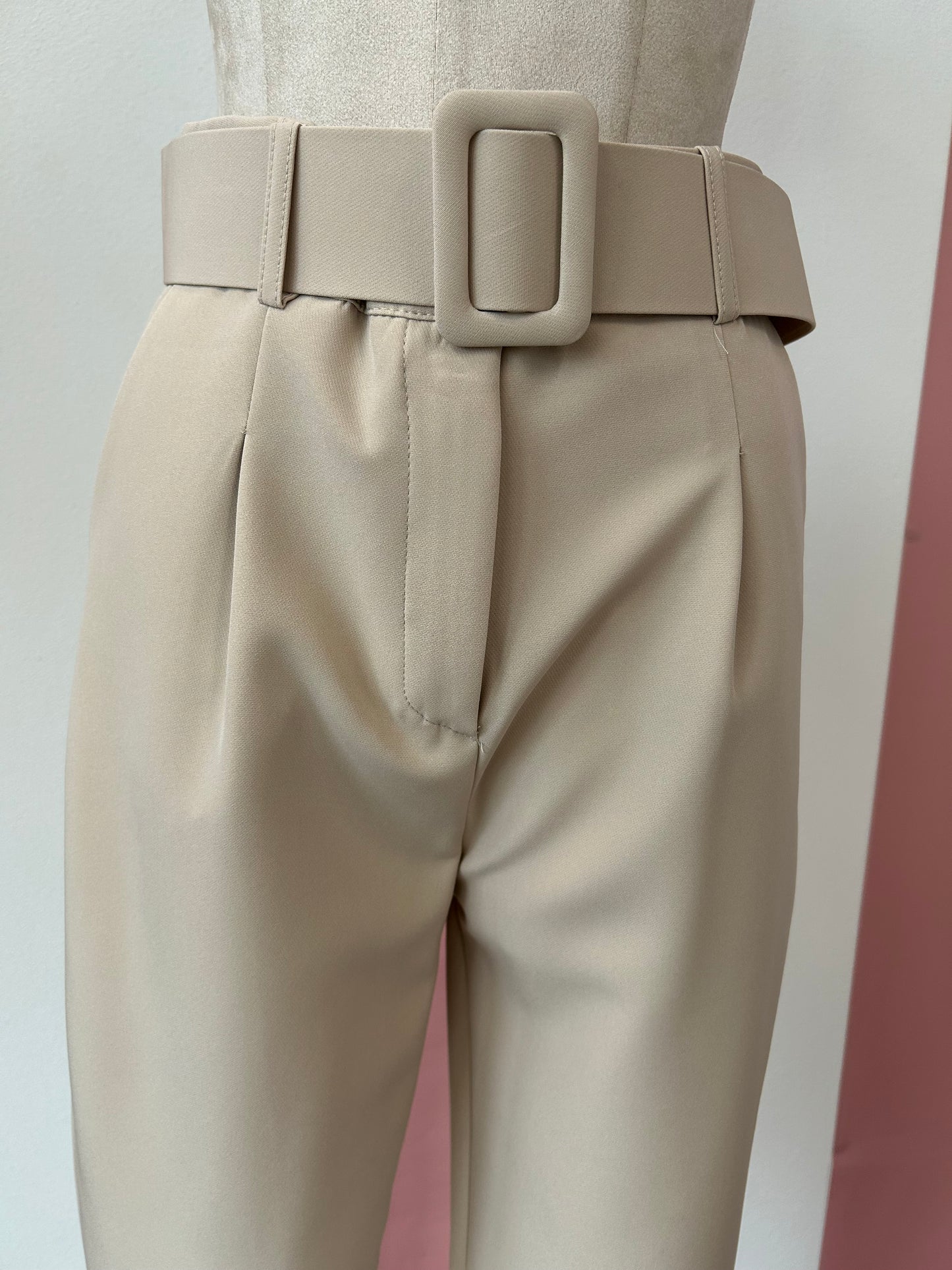 Pantaloni N 21