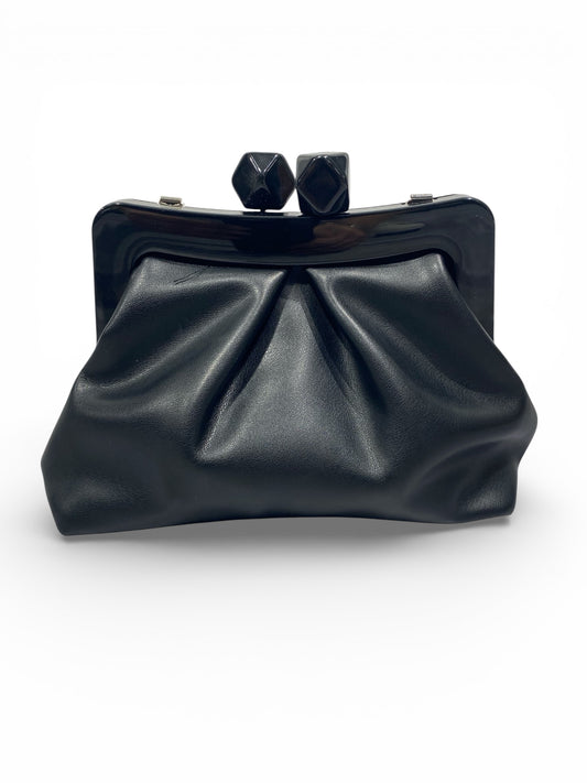 Pochette con chiusura dadi