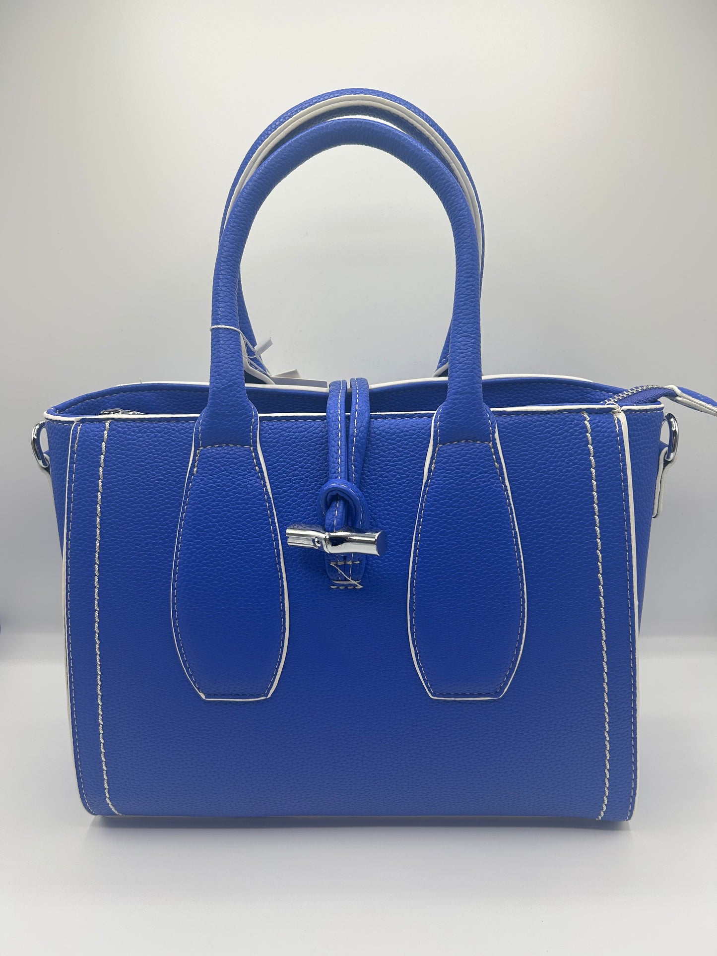 Borsa Mirta